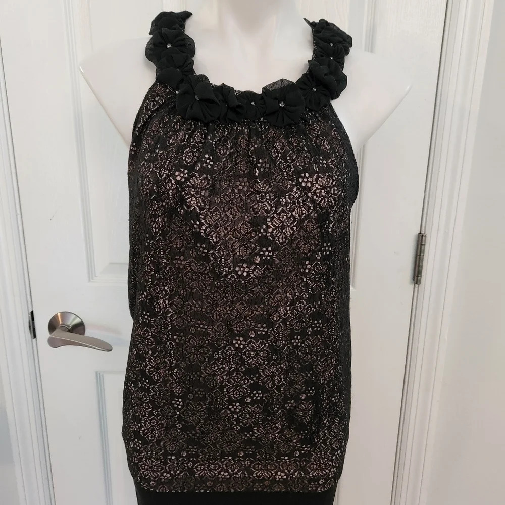 Willi Smith Floral Black Top